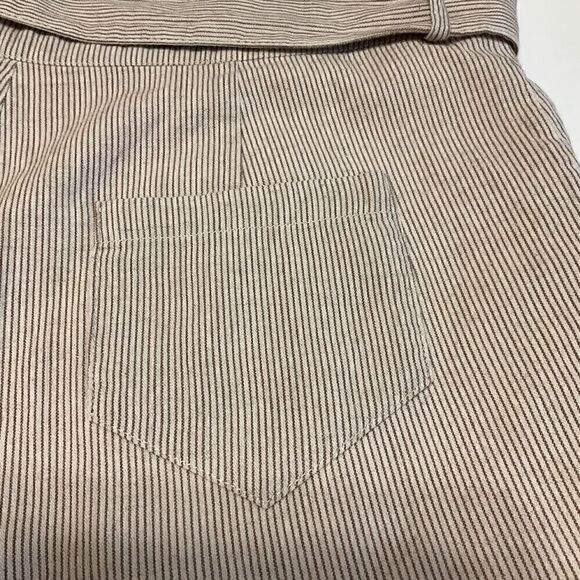Moon River Pleat Blanket Stitch Short Paper Bag Shorts. Brown Pinstripes, Medium - Picture 6 of 16